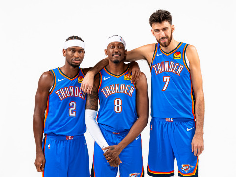 NBA揭幕战-雷霆vs马刺首发名单预测（10月21日）亚历山大挑战文班亚马